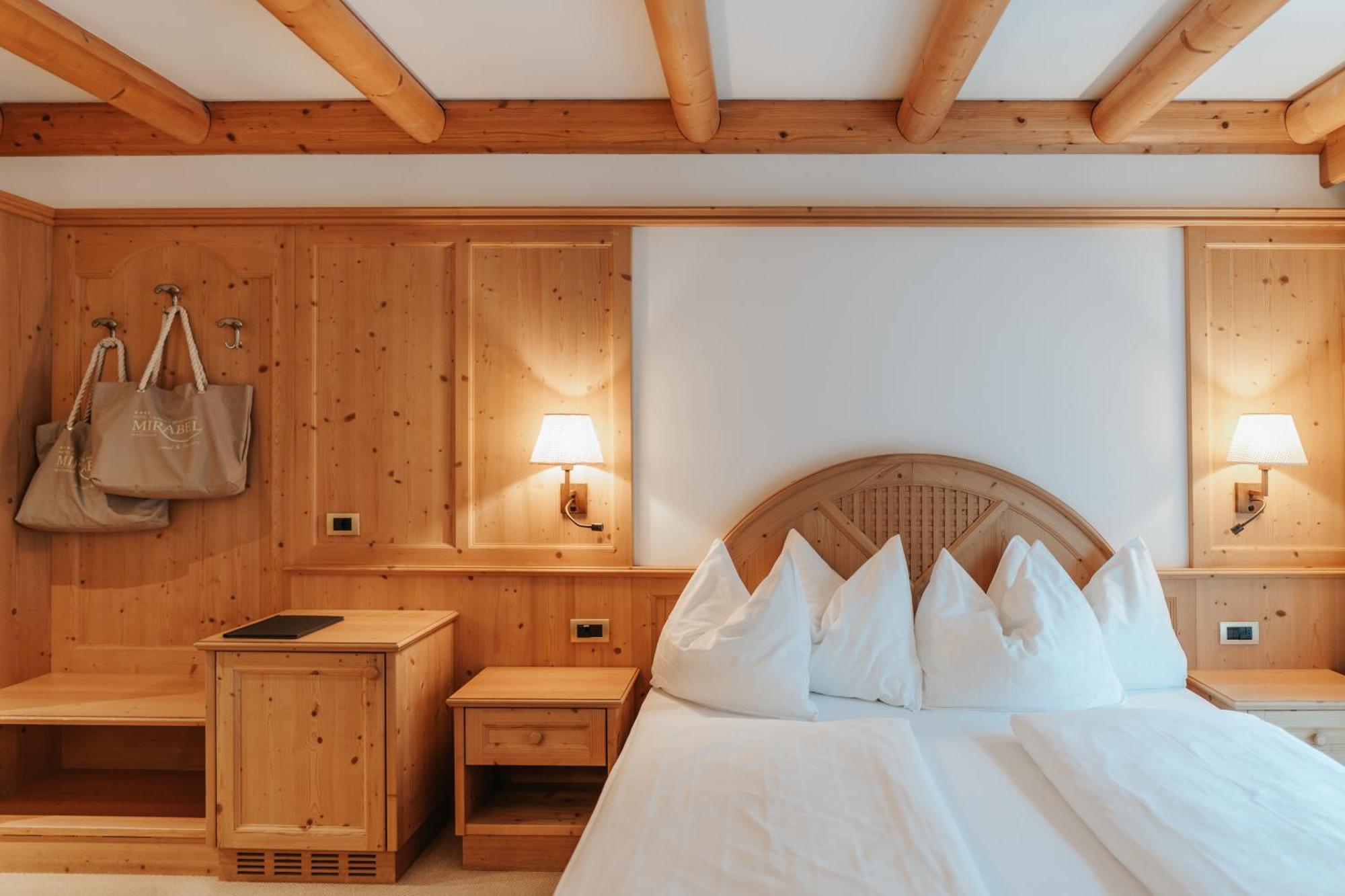 B&B Hotel Mirabel Ortisei Room photo