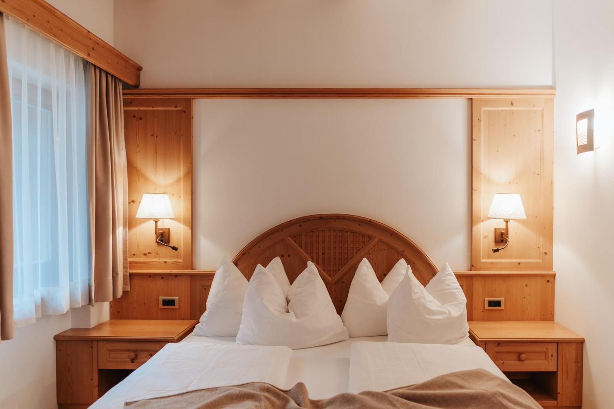 B&B Hotel Mirabel Ortisei Room photo