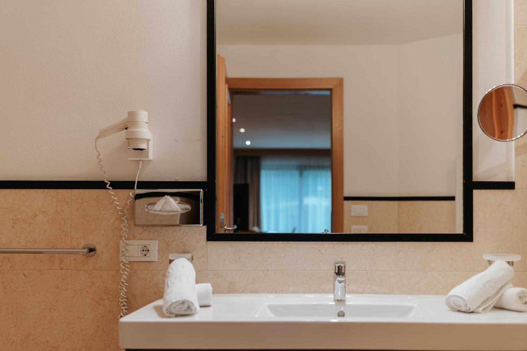 B&B Hotel Mirabel Ortisei Room photo