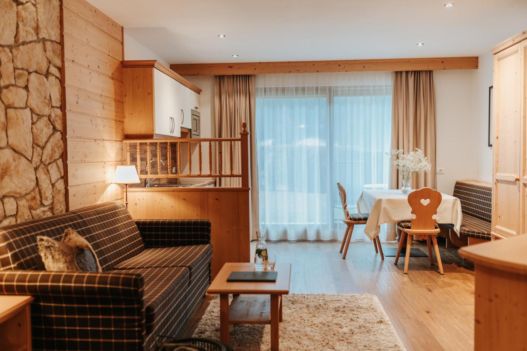 B&B Hotel Mirabel Ortisei Room photo