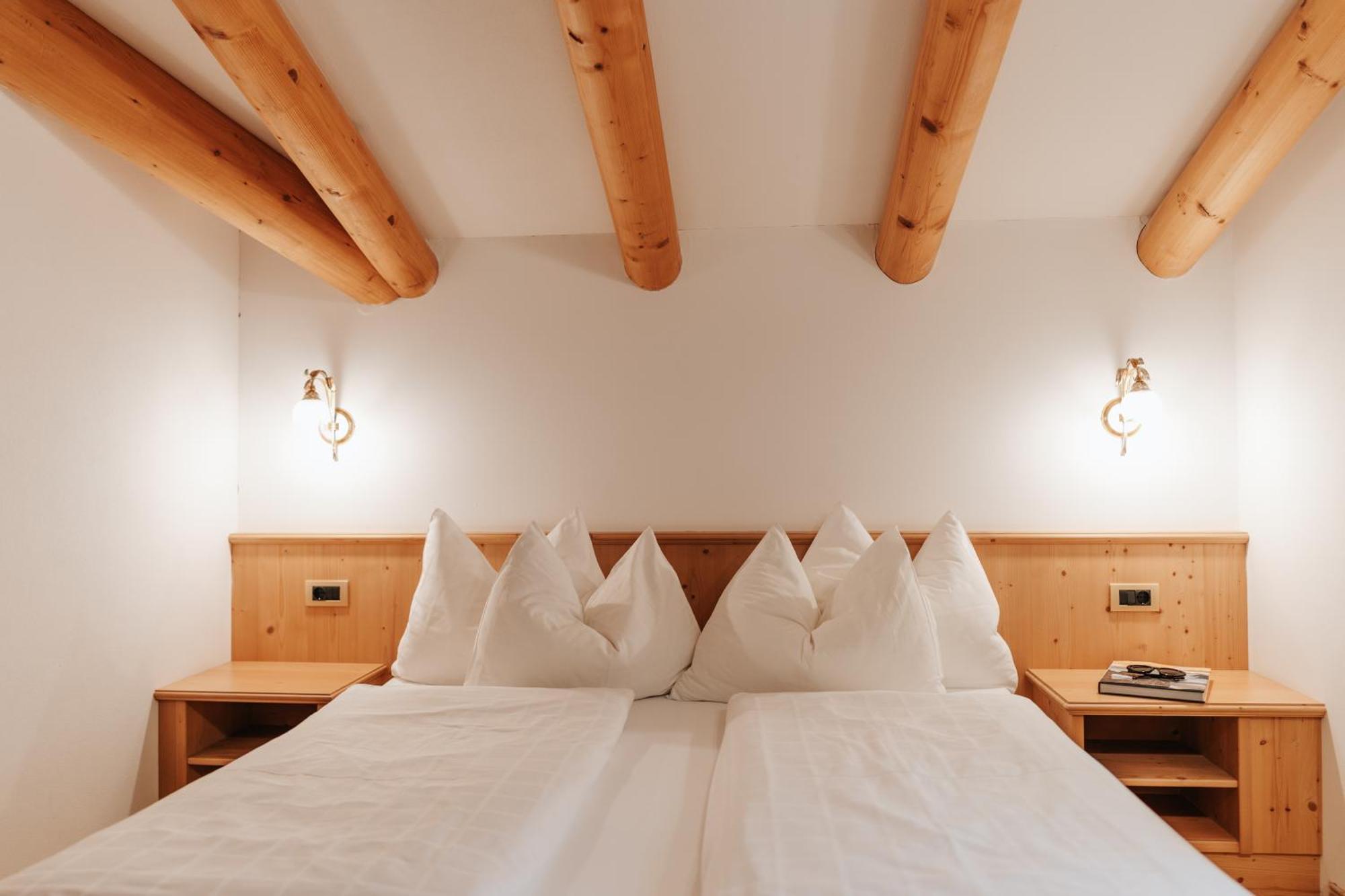 B&B Hotel Mirabel Ortisei Room photo