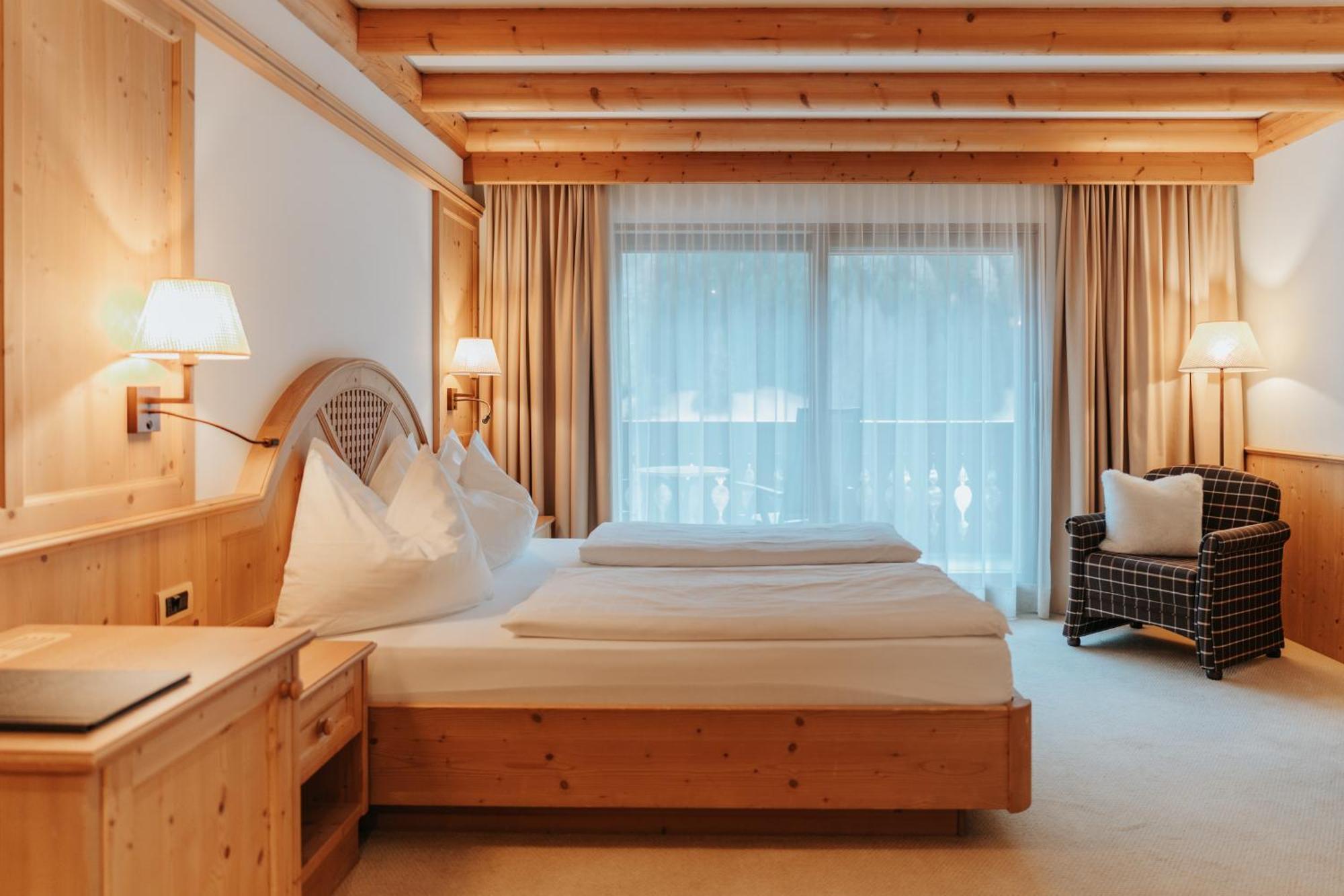 B&B Hotel Mirabel Ortisei Room photo